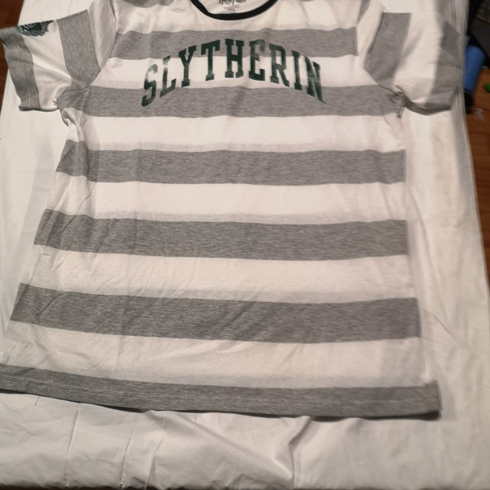 Warner Bros. Slytherin Kids Tee - Gray and White